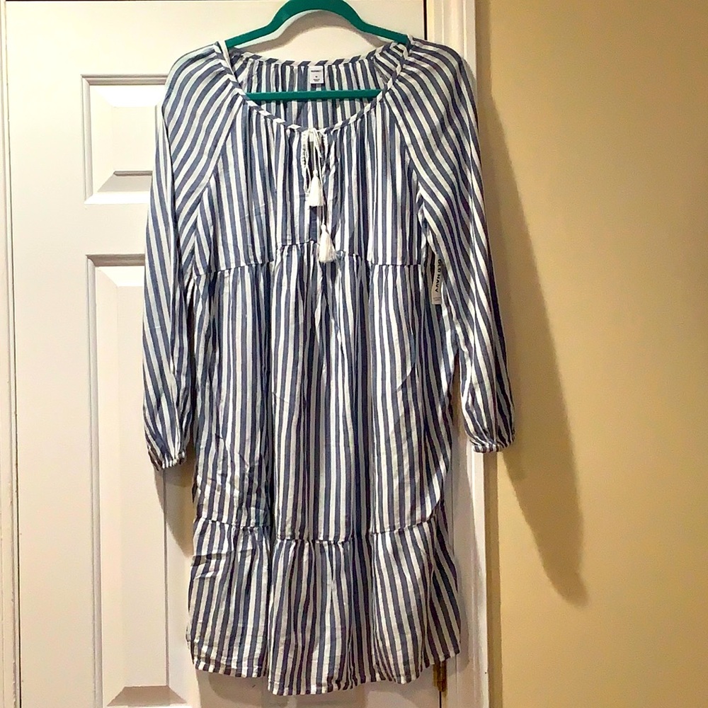 Old Navy stripe swing dress w/detachable liner